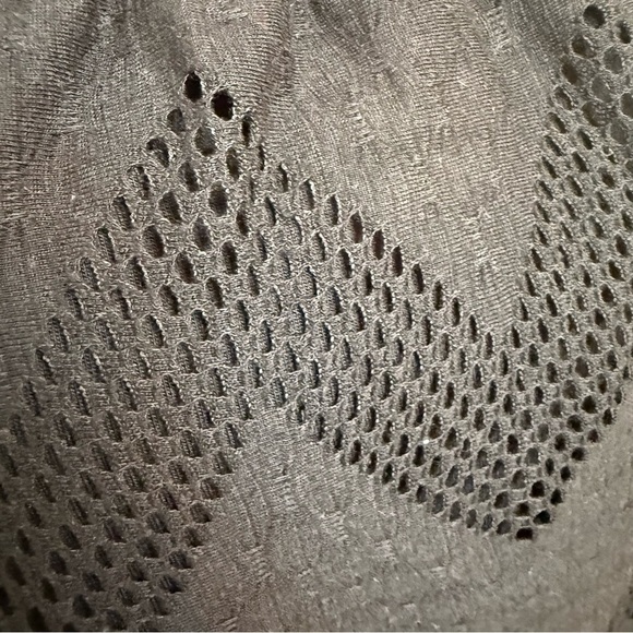 Reserved | Cut Out Black Square Neck Sleeveless Tank Top - Picture 6 of 13